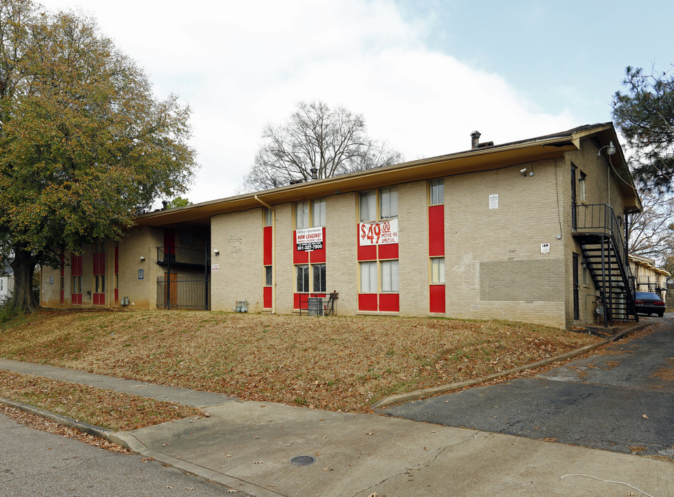 Hilltop Apartments in Memphis, TN - Building Photo