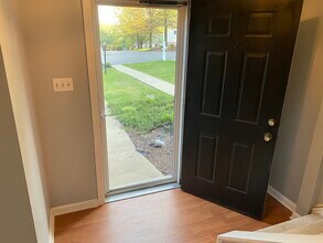 202 Meadowview Dr in Canonsburg, PA - Building Photo - Building Photo