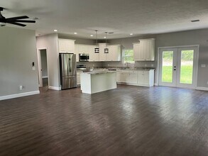 239 SW Fieldstone Ct in Lake City, FL - Building Photo - Building Photo