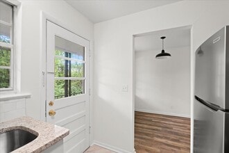 Sunset Rock Apartments in Chattanooga, TN - Building Photo - Building Photo