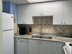 2850 Gulf of Mexico Dr in Longboat Key, FL - Building Photo - Building Photo