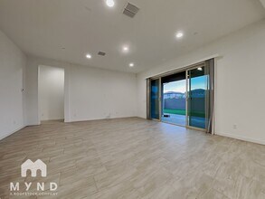 9917 E Thistle Ave in Mesa, AZ - Building Photo - Building Photo