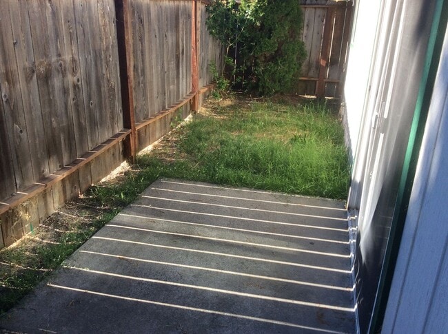 1315 SW G St in Grants Pass, OR - Building Photo - Building Photo