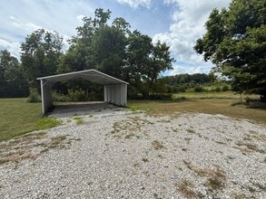 1305 Lancaster-Kirkersville Rd NW in Lancaster, OH - Building Photo - Building Photo