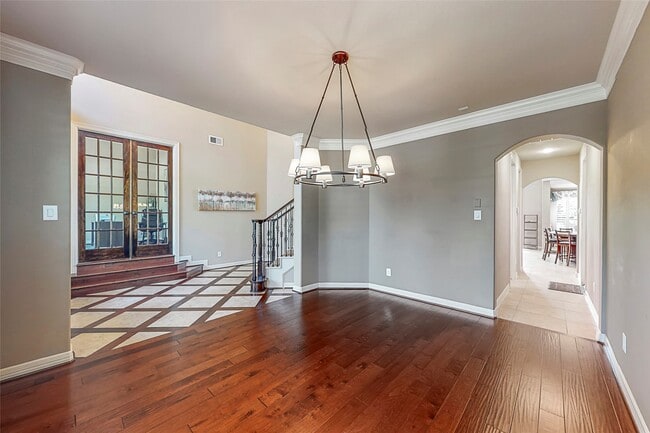 property at 27 Spring Basket Trail