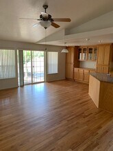 201 Vía Linda in Gold Hill, OR - Building Photo - Building Photo