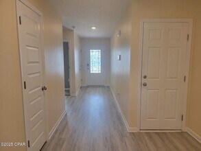 6585 Slabinski Ln in Panama City, FL - Building Photo - Building Photo