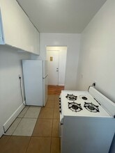 Pinnacle Apex Holdings LLC-1827 W SUNSET in Los Angeles, CA - Building Photo - Interior Photo