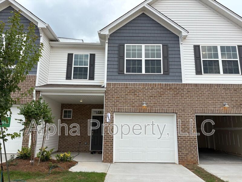 1652 Wren Crk Rd in Boiling Springs, SC - Building Photo