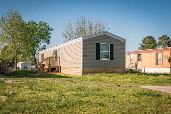 184 S King Charles Ct in Rocky Mount, NC - Building Photo - Building Photo