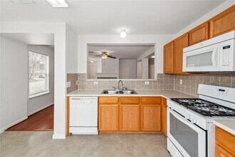 16310 Chandler Ridge Ln in Cypress, TX - Building Photo - Building Photo