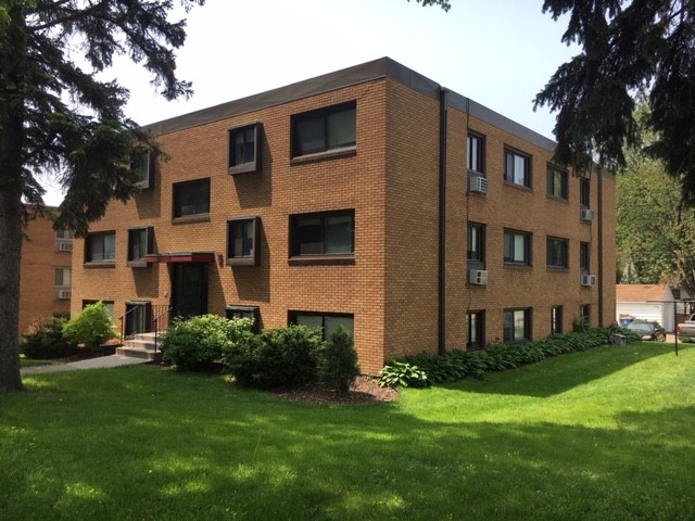 4340 Cedar Ave S, Unit 201 in Minneapolis, MN - Building Photo