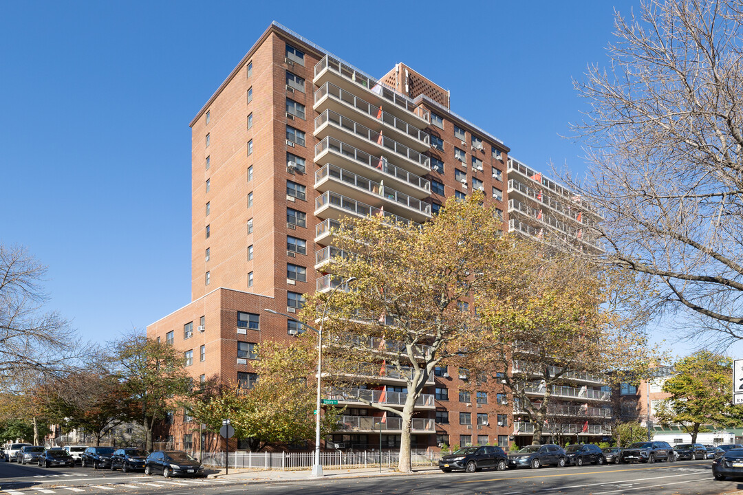 Chatterton Terrace Apartments in Bronx, NY - Building Photo