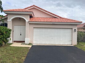 3380 NW 78th Ave in Margate, FL - Building Photo