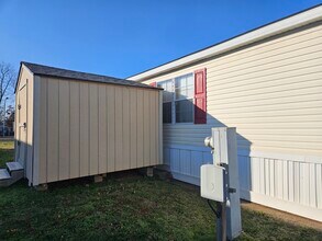 45 Lynnwood Cir in Clarksville, TN - Foto de edificio - Building Photo