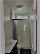 704 Opal St, Unit A in Redondo Beach, CA - Building Photo - Building Photo