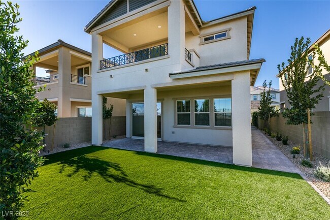 568 Clover Bar Ln in Las Vegas, NV - Building Photo - Building Photo