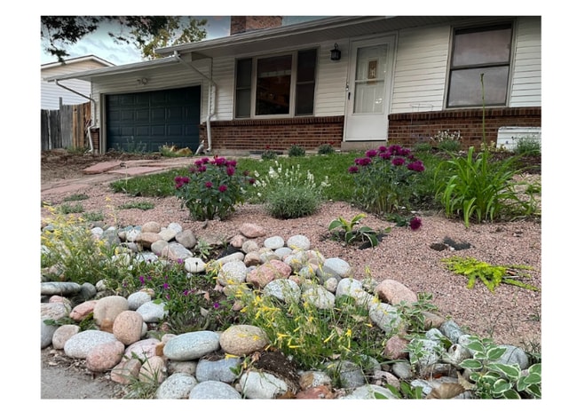 property at 1587 S Garrison St