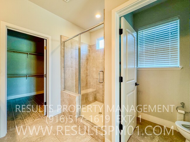 5876 Dulwich Way in Sacramento, CA - Building Photo - Building Photo
