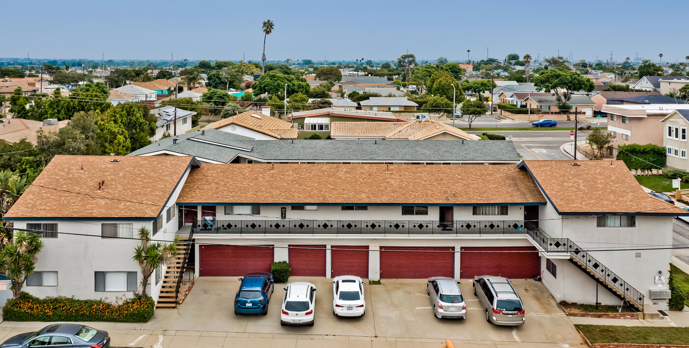 2701 Curtis Ave in Redondo Beach, CA - Building Photo