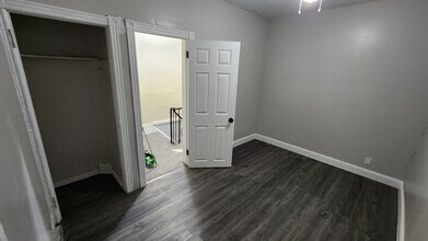 218 N Alden St in Philadelphia, PA - Building Photo - Building Photo