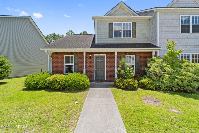 property at 206 Streamwood Dr