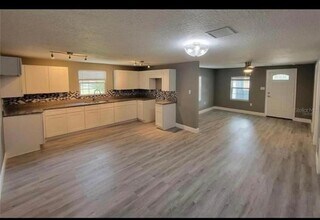 515 N 7th St in Haines City, FL - Building Photo - Building Photo