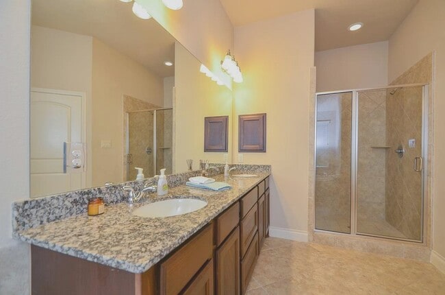 property at 2626 Rosepoint Ct