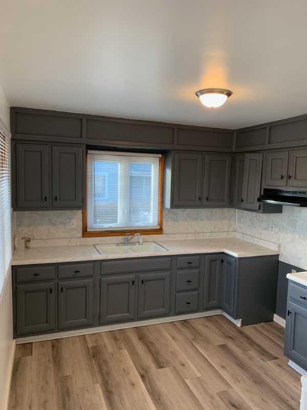 282 W 42nd St in Shadyside, OH - Building Photo - Building Photo