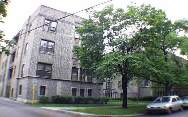 1317-1325 West Estes Avenue in Chicago, IL - Building Photo - Building Photo