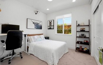 29438 Urbia Way in Hayward, CA - Foto de edificio - Building Photo