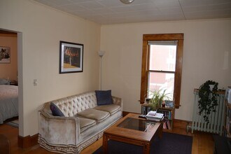 3740 Bryant Ave S in Minneapolis, MN - Building Photo - Building Photo
