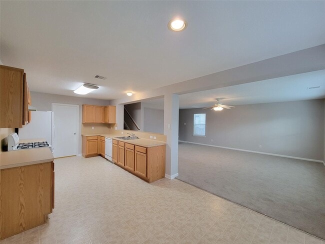 20759 Cypress Crescent Ln