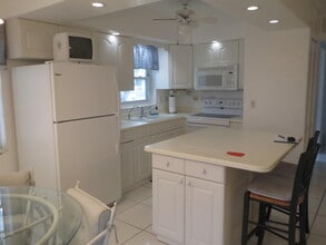 184 Coventry H in West Palm Beach, FL - Building Photo - Building Photo