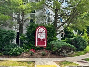 404 Bainbridge Ct in Lexington, KY - Foto de edificio - Building Photo