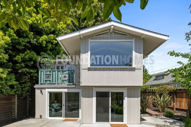 property at 32 Parkwood St
