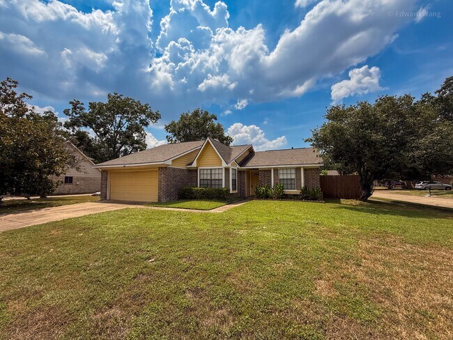 530 Belwin Dr in Katy, TX - Building Photo - Building Photo