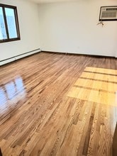 125 Liberty St, Unit 2 in Lodi, NJ - Foto de edificio - Building Photo
