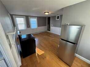 29 Gesler St in Providence, RI - Building Photo - Building Photo
