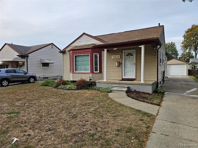 29624 Rosslyn Ave in Garden City, MI - Building Photo - Building Photo