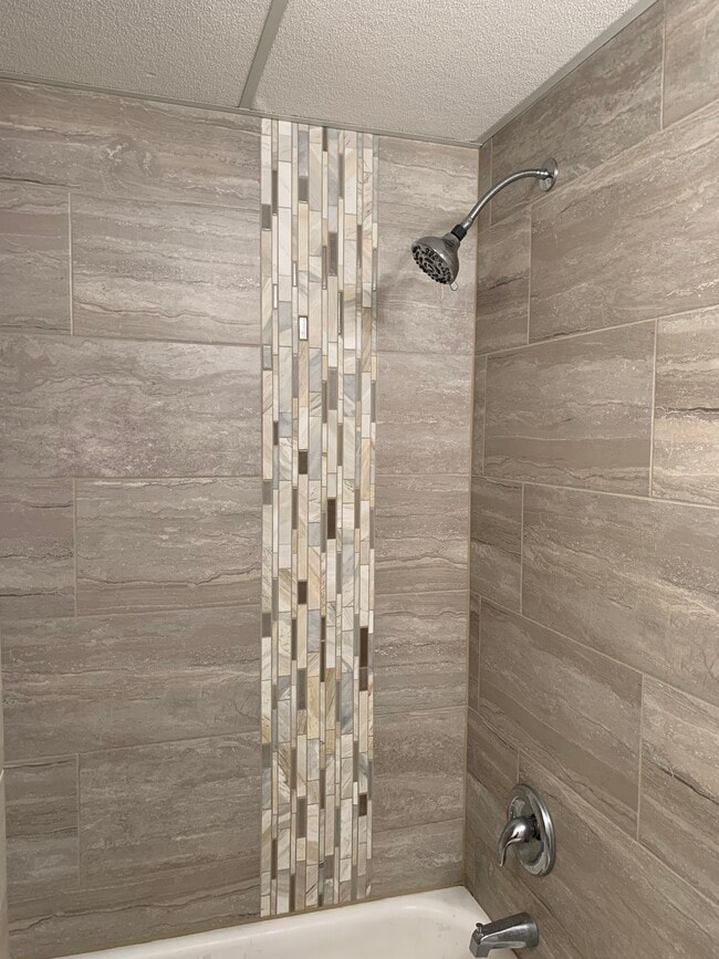 617 7th Ave in Baraboo, WI - Building Photo - Building Photo