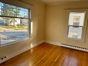 2247 Main St-Unit -2 So. in Glastonbury, CT - Building Photo - Building Photo