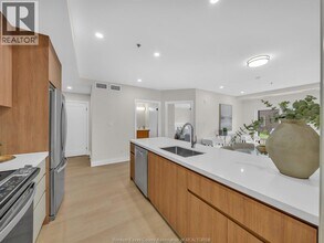 11646 Tecumseh Rd E in Windsor, ON - Building Photo - Building Photo