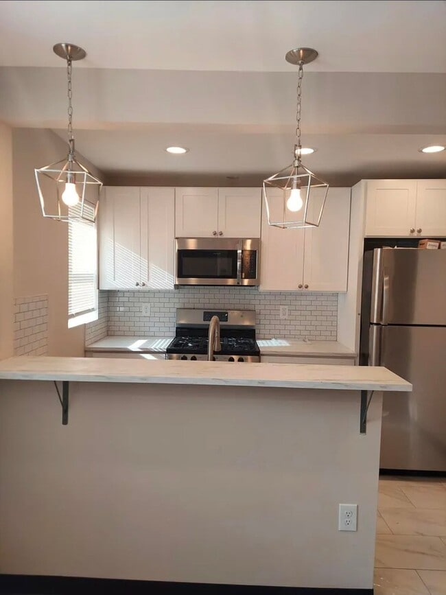 6135 MacBeth Dr, Unit 1 in Baltimore, MD - Building Photo - Building Photo