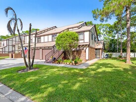 751 Greenwood Manor Cir in West Melbourne, FL - Building Photo