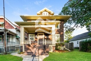 5326 N 35th St in Milwaukee, WI - Building Photo