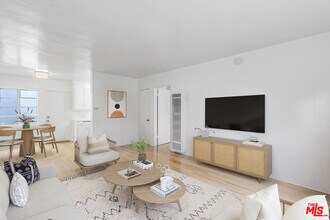 1342 Yale St in Santa Monica, CA - Building Photo - Building Photo