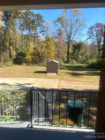 2724 Northwest Blvd in Newton, NC - Building Photo - Building Photo