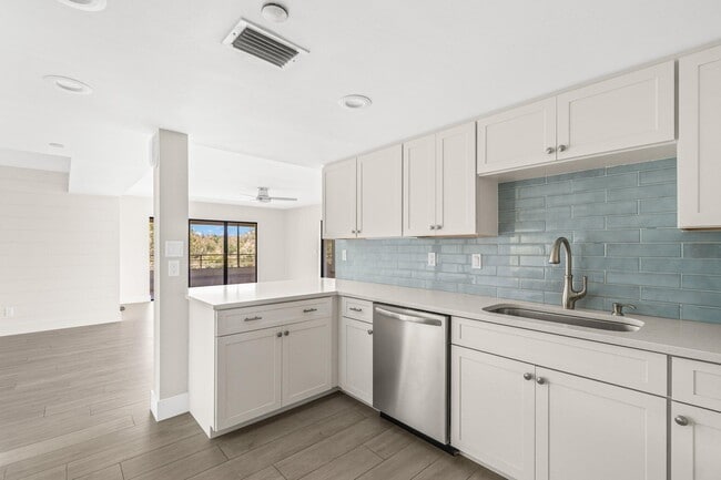 property at 343 Oak Harbour Dr