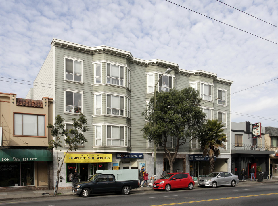 4830 Mission St in San Francisco, CA - Building Photo